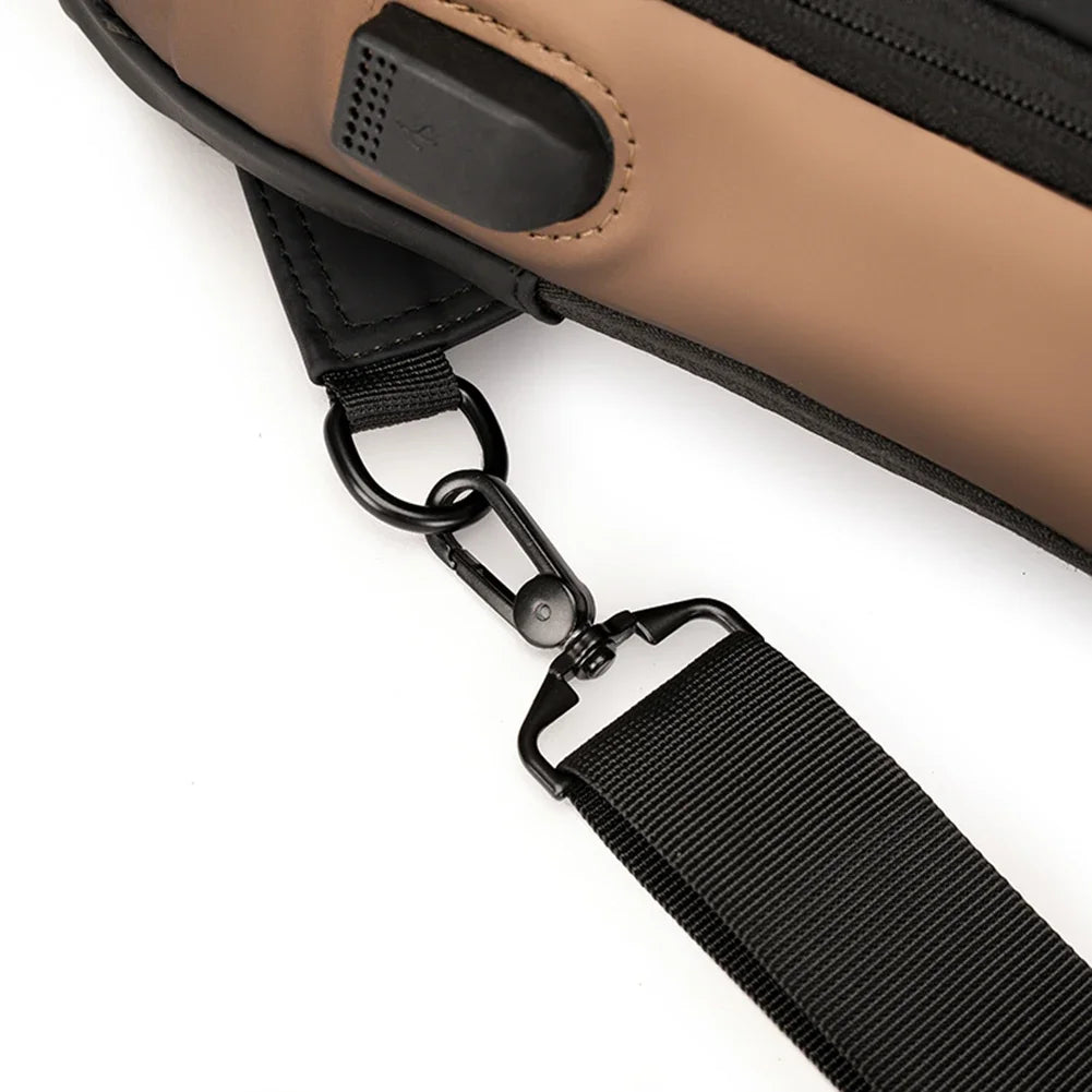 Crossbody Elegante: Bolsa USB à impermeável para Homens